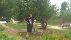 They are children, aren’t they? “Children’s playground” of radicals versus the UOC temple