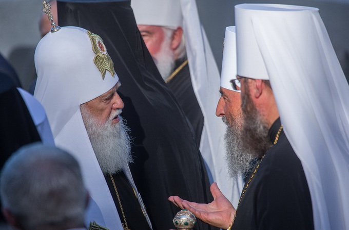 Light and darkness, Metropolitan Onufry and Filaret
