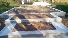 UOC community builds a new church to replace the one seized by OCU in Volyn