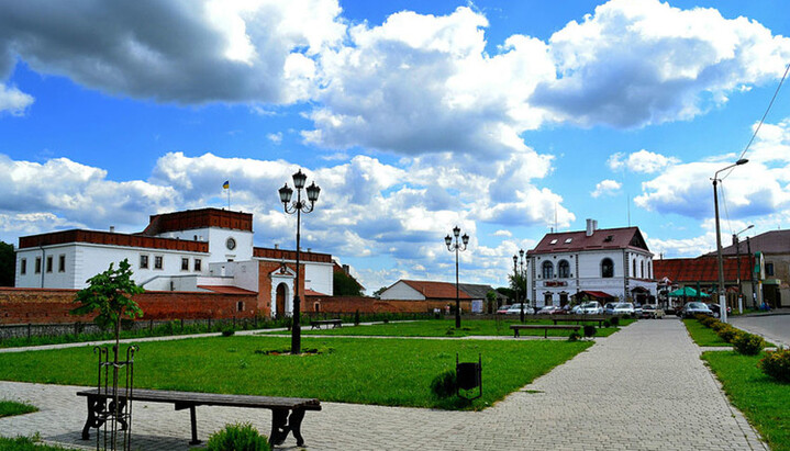 Laity to Dubno power: UOC ban is a knife in the back of Ukrainian soldiers