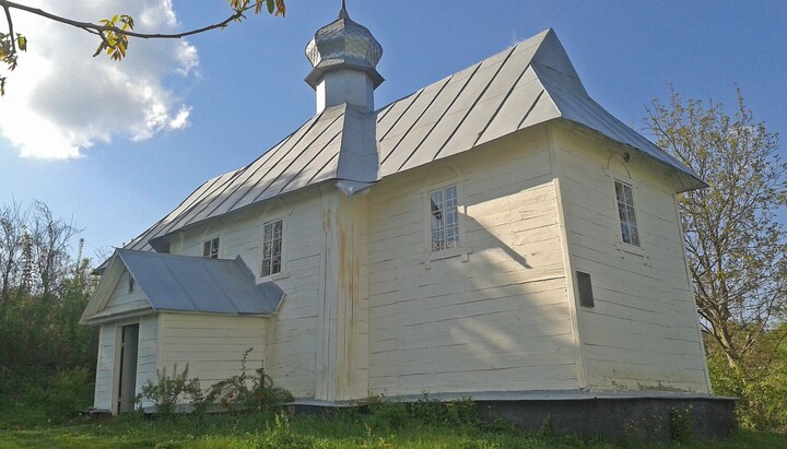 The Intercession Church of the UOC in the village of Krenychi. Photo: commons.wikimedia.org