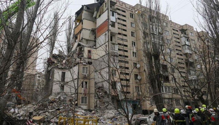 A destroyed house in Odesa after a night strike on 2 March 2024. Photo: epaimages.com