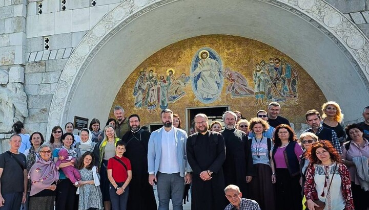 Поклоници из Румуније посетили Саборни храм Христовог Васкрсења у Подгорици