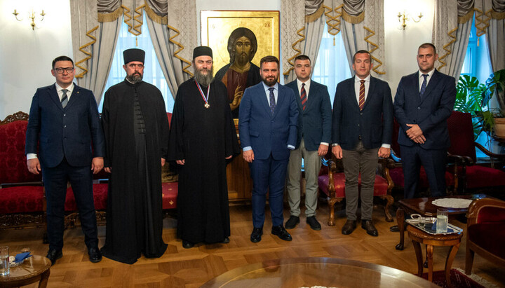 Игуману манастира Хиландар је уручен Крст вожда Ђорђа Стратимировића