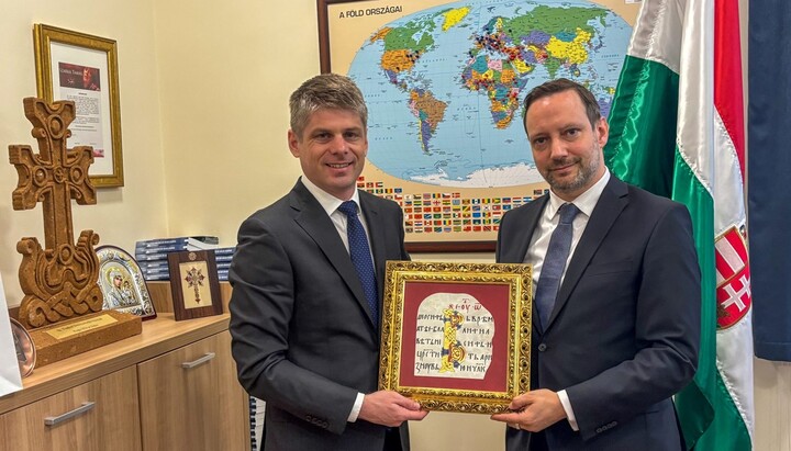 Француски активисти дижу глас у заштиту прогоњених хришћана. Космет у фокусу 