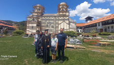 Митрополит Атанасије обишао радове у манастиру Милешеви