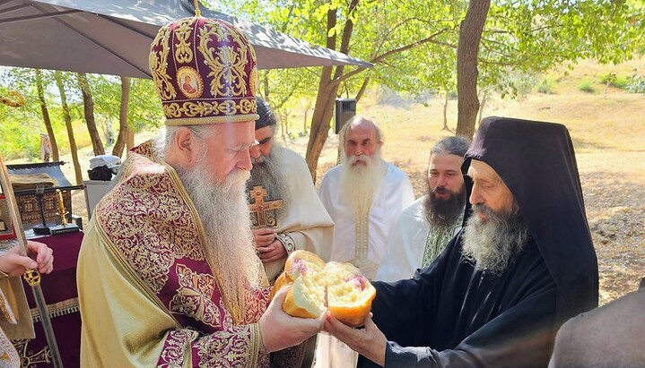 Митрополит Јоаникије је говорио о вечности Божијих речи