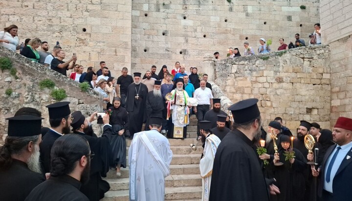 У Јерусалиму одржана традиционална литија са иконом Успења Богородичиног