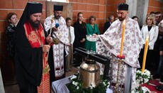 У селу Шеховцима, Република Српска, освештана звона за нови храм 