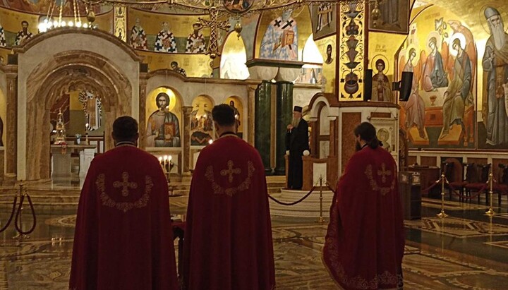 Митрополит Јоаникије присуствовао  празничној Литургији у Подгорици