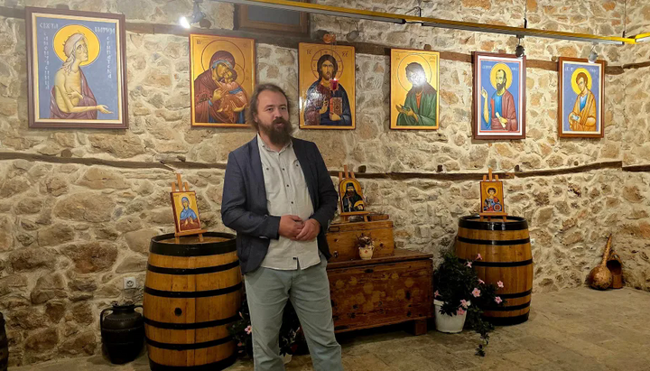 Изложба у Великој Хочи. Фото: Митрополија црногорско-приморска.