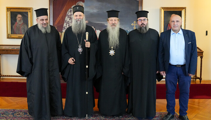 Патријарх Порфирије и митрополит Никодим с митрополитом Јаковом и гостима из ГПЦ. Фото: СПЦ