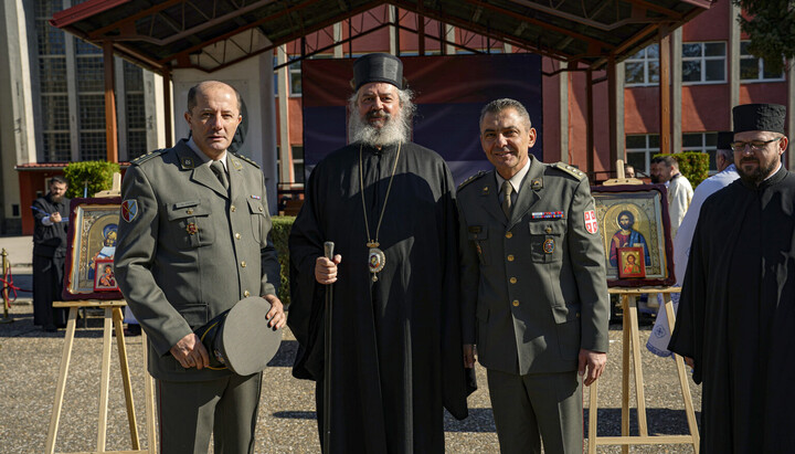 Епископ Исихије у ваљевској касарни. Фото: Епархија ваљевска.