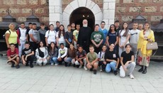 Ученици трећег разреда борске посетили крушевачке светиње