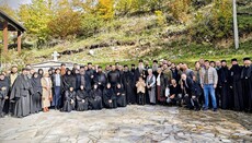 Митрополит Јоаникије: Божији угодници помажу верницима у невољи