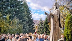 Освећен споменик Митрополиту Амфилохију у Колашину