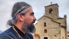 Претрес Ђурђевих Ступова, митрополит Методије и монаси достојанствени 