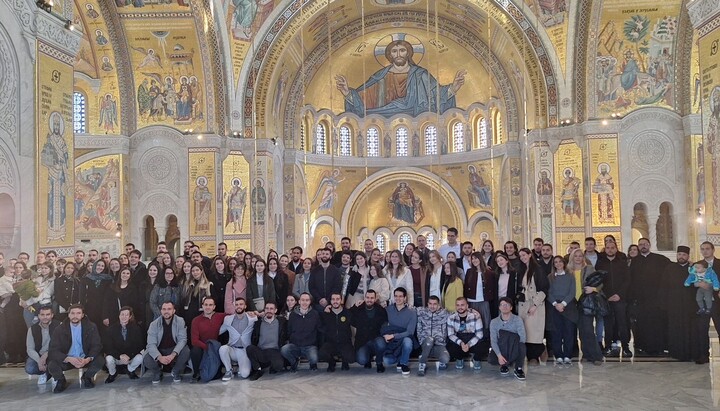 Полазници летње школе у Храму Светог Саве. Фото: СПЦ