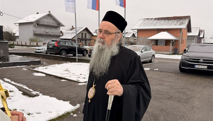 Митрополит Фотије: Господ је дошао да дарује васкрсење и живот вечни