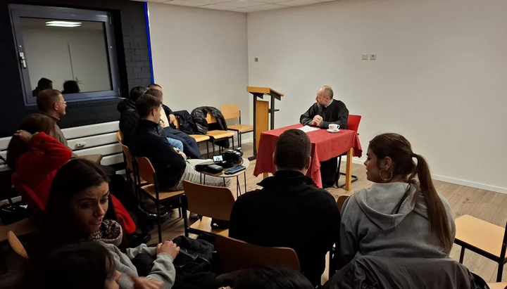 У Келну одржано духовно предавање о Божијој икони