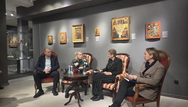 Трибина у манастиру Житомислић. Фото: Епархија захумско-херцеговачка.