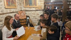 Карађођевићи посетили Велику Хочу