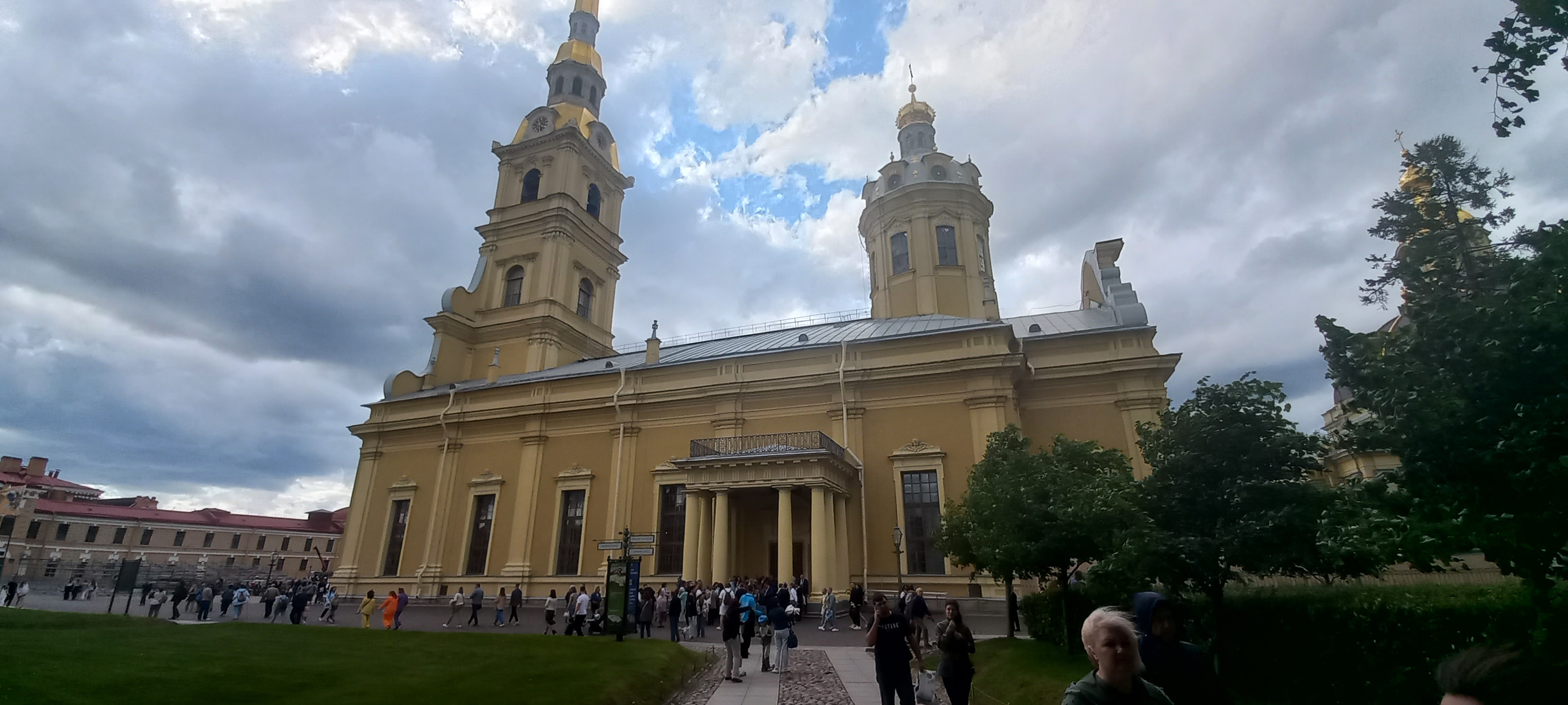 Посета гробници Романових фото 2