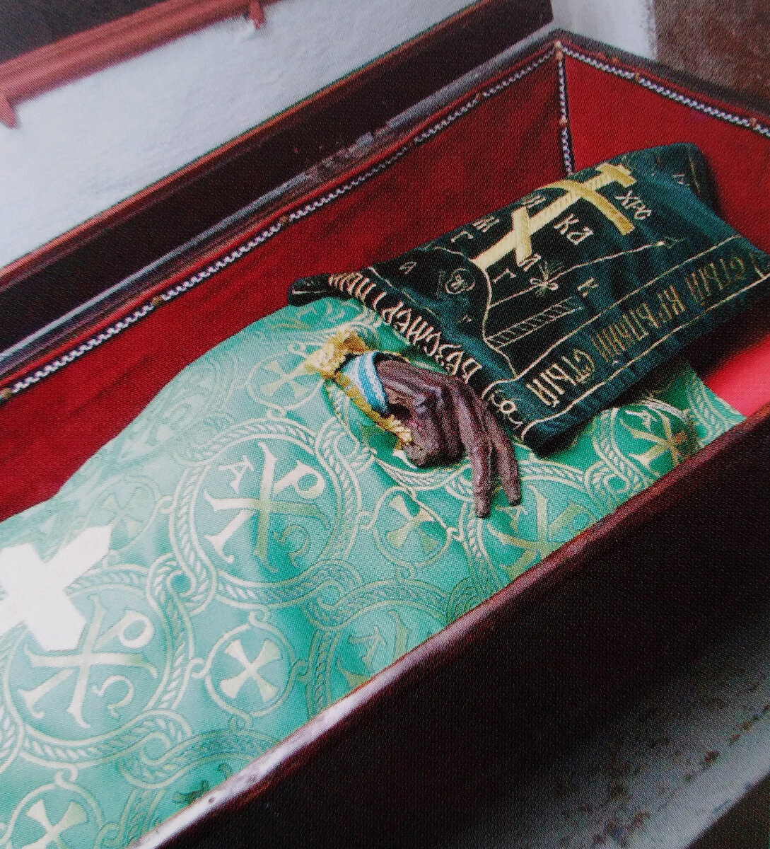 Свештеник СПЦ стао у одбрану моштију у Кијево-печерској Лаври  фото 2