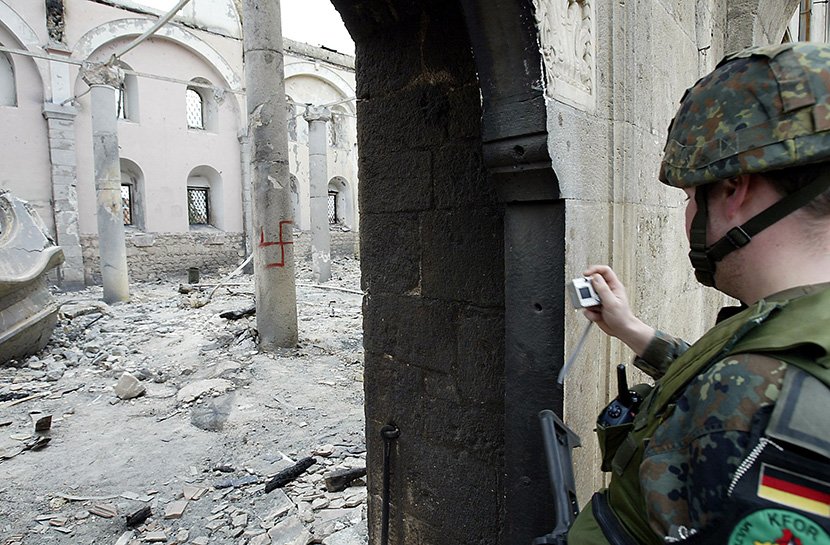 Патријарх ће служити помен пострадалима у Мартовском погрому на КиМ фото 9